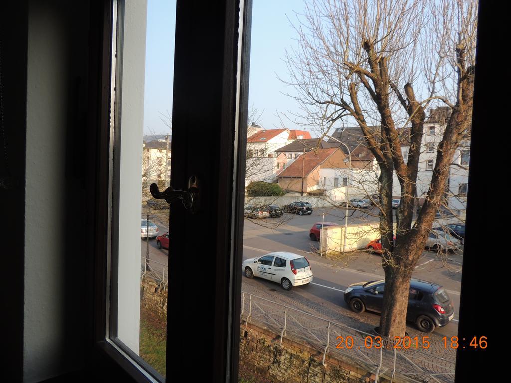 Ratsstube Blasius Hotel Merzig Bilik gambar