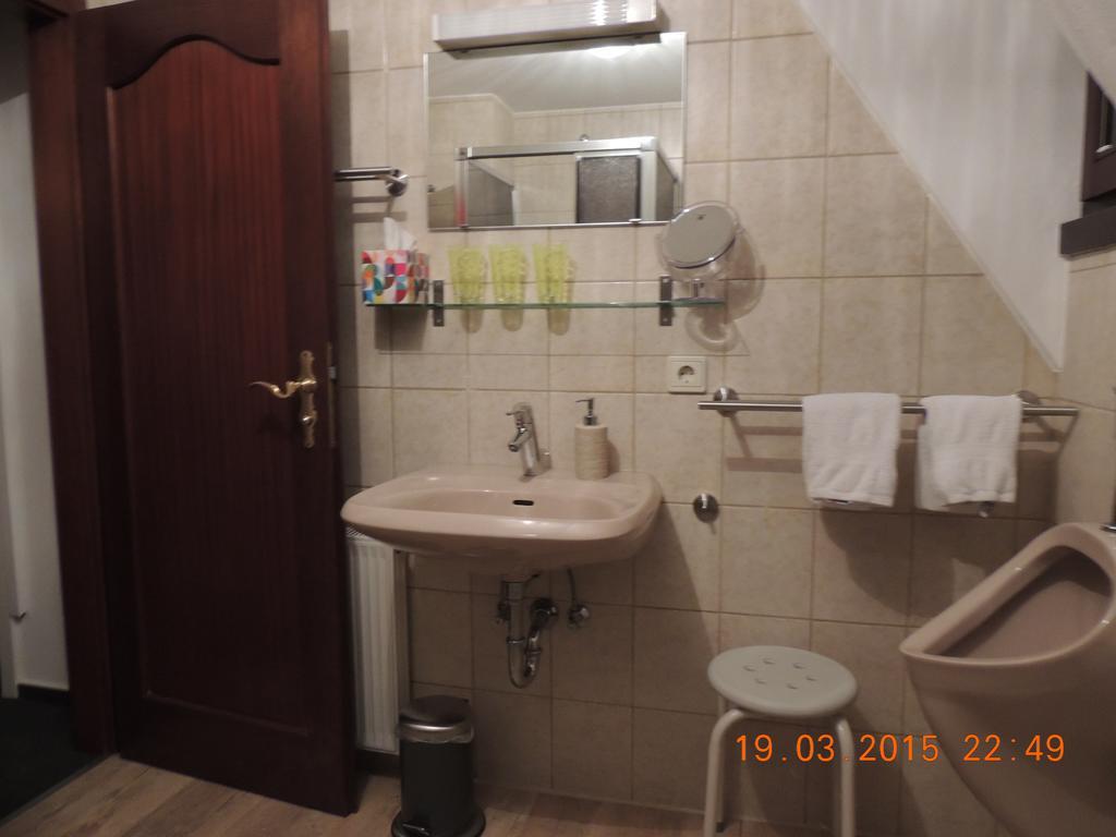 Ratsstube Blasius Hotel Merzig Luaran gambar