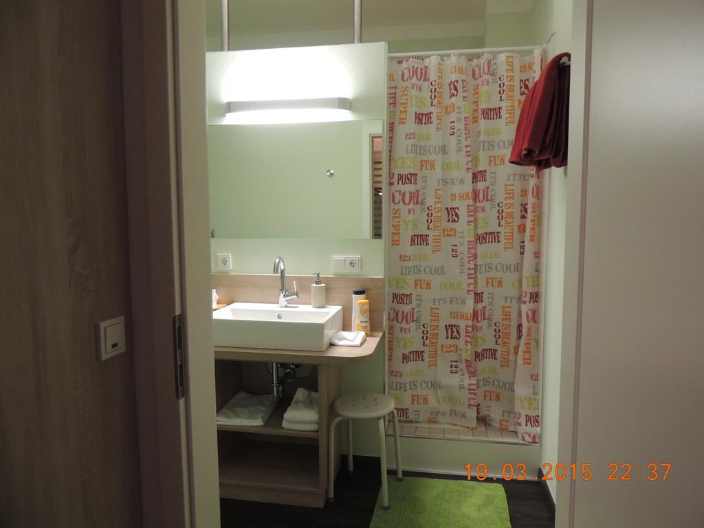 Ratsstube Blasius Hotel Merzig Bilik gambar
