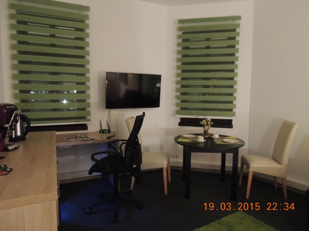 Ratsstube Blasius Hotel Merzig Bilik gambar